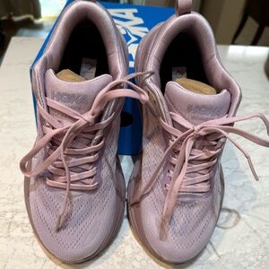 Hoka Bondi 8 Lilac Sneakers